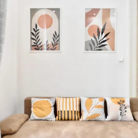 Rhapsody - 4 - Steps From Major Attractions Apartamento *