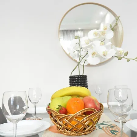 Rhapsody - 4 - Steps From Major Attractions * Budapest